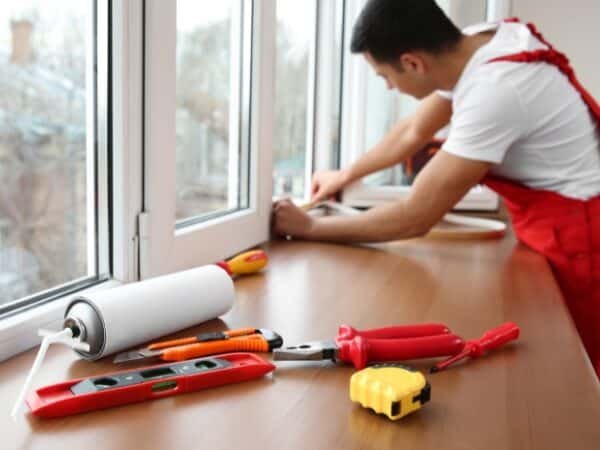 Top 7 Signs Your Windows Need Repair or Replacement